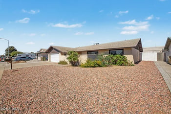 13825 52nd Ave, Glendale, AZ 85306