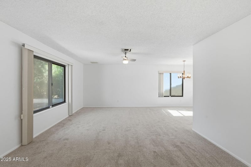 13826 20th St, Phoenix, AZ 85022