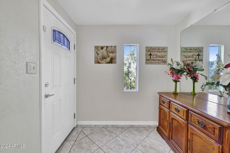 13827 N 41st Pl, Phoenix, AZ 85032