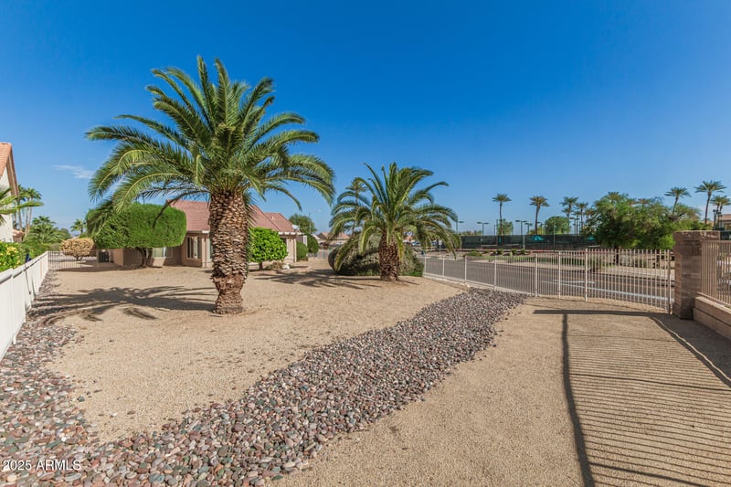 13827 Territorial Ln, Sun City West, AZ 85375
