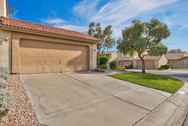 13829 S 41st Way, Phoenix, AZ 85044