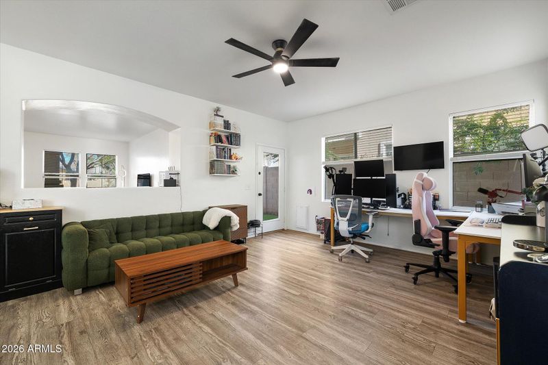 1383 S Pheasant Dr, Gilbert, AZ 85296