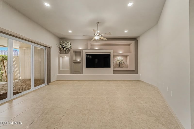 13834 N 111th Ave, Sun City, AZ 85351