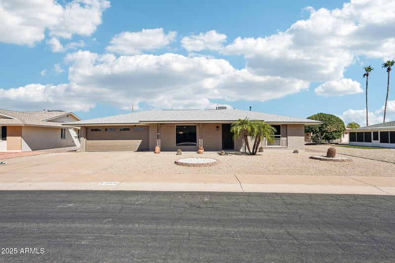 13836 Kaanapali Dr, Sun City, AZ 85351