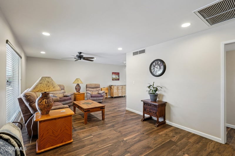 13836 Kaanapali Dr, Sun City, AZ 85351