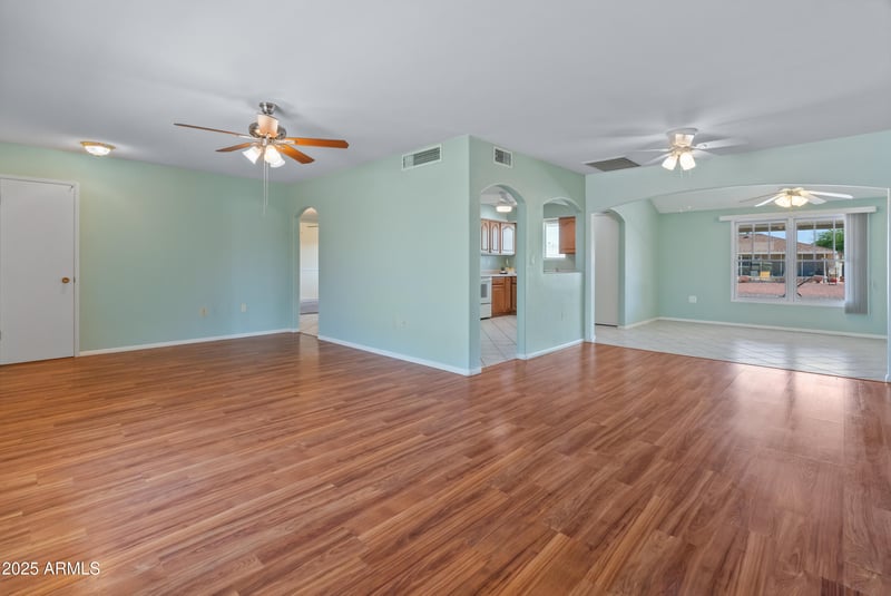 13836 Tan Tara Dr, Sun City, AZ 85351