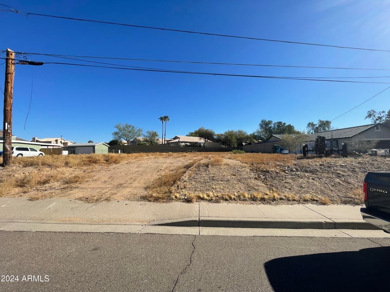 13837 12th St #-, Phoenix, AZ 85022