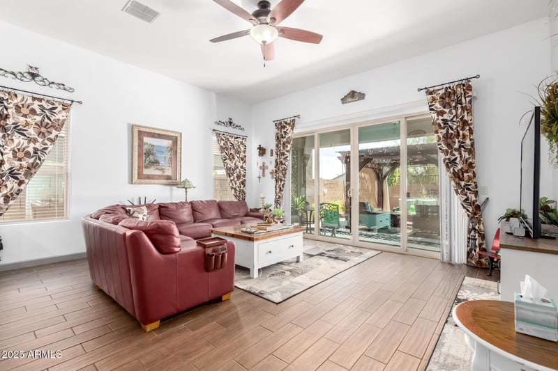13837 Remuda Dr, Peoria, AZ 85383
