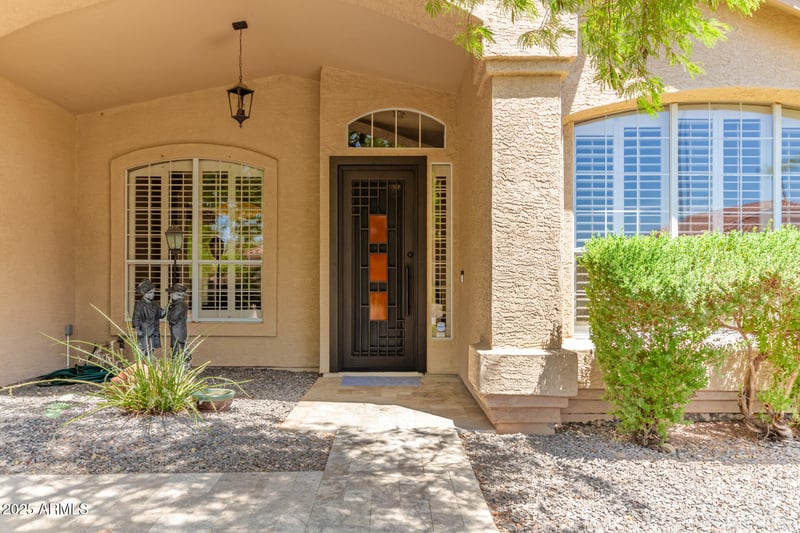 1384 Oriole Way, Chandler, AZ 85286