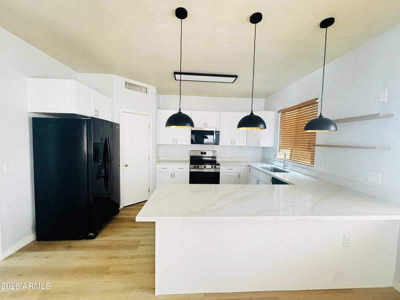 1384 Heron Ln, Gilbert, AZ 85296
