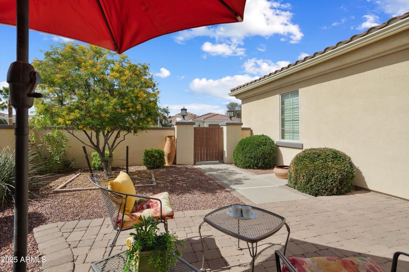 13841 Nogales Dr, Sun City West, AZ 85375