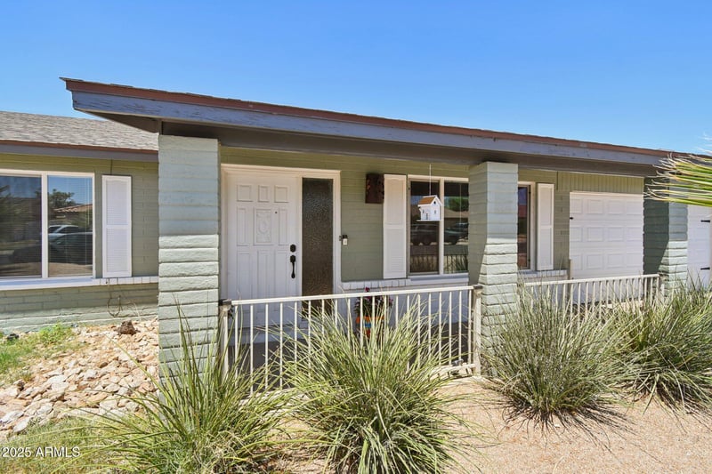 13842 40th Ave, Phoenix, AZ 85053
