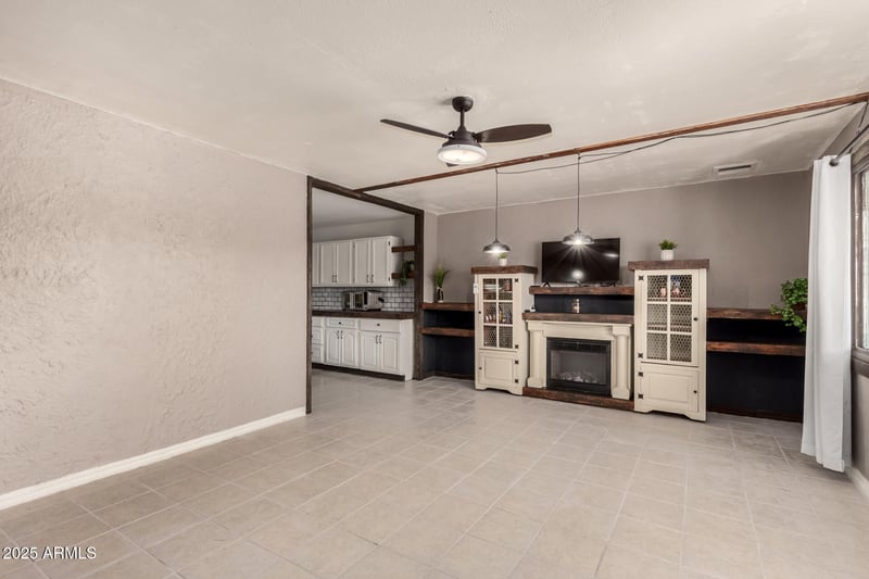 13842 48th Ave, Glendale, AZ 85306