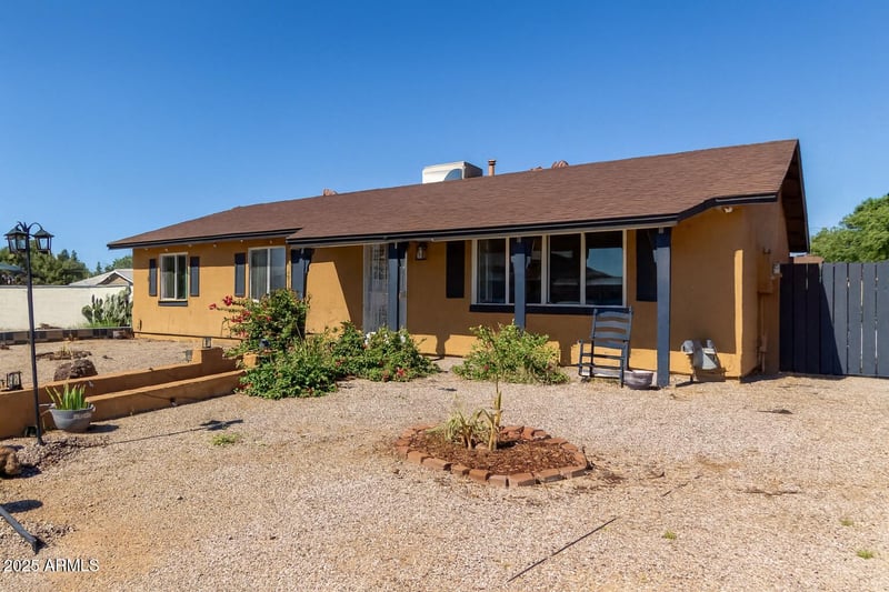 13842 48th Ave, Glendale, AZ 85306