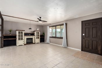 13842 48th Ave, Glendale, AZ 85306