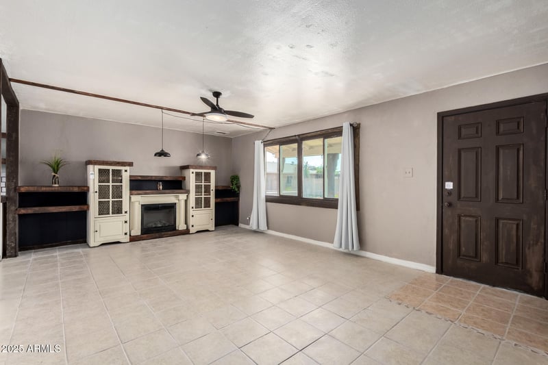 13842 48th Ave, Glendale, AZ 85306