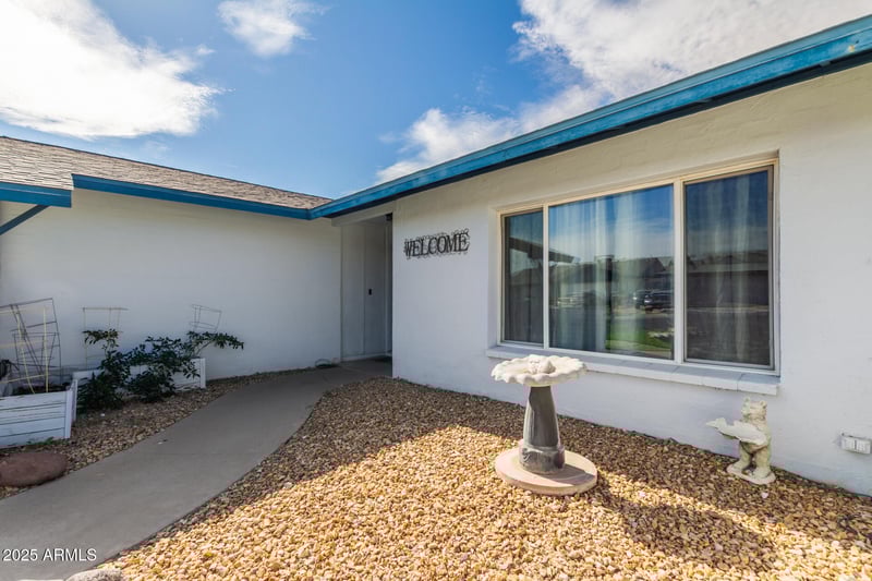 13842 52nd Ave, Glendale, AZ 85306