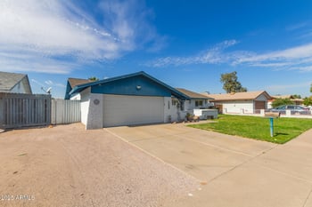 13842 52nd Ave, Glendale, AZ 85306