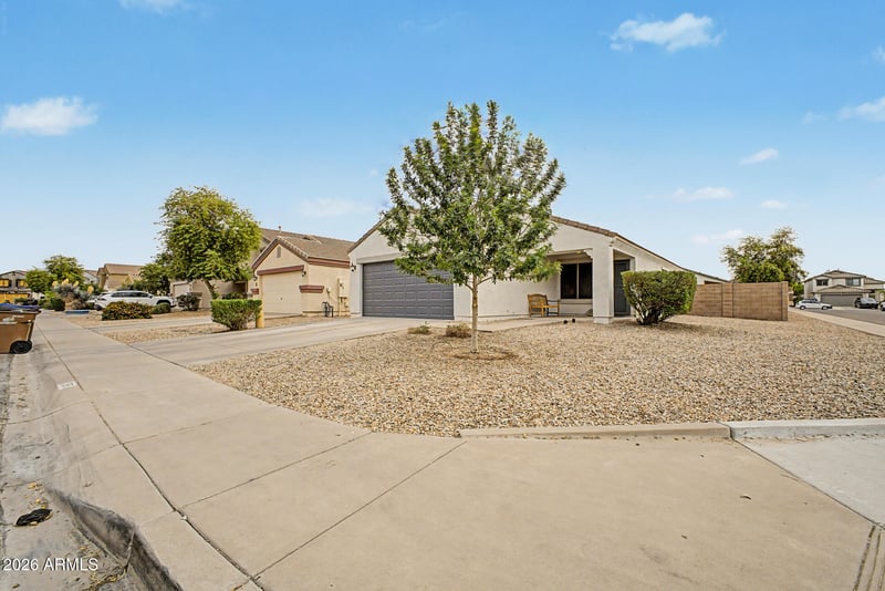 1385 Kelsi Ave, San Tan Valley, AZ 85140