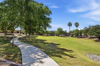13851 74th Ave, Peoria, AZ 85381