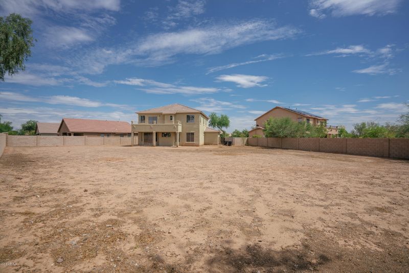 13854 W Gelding Dr, Surprise, AZ 85379
