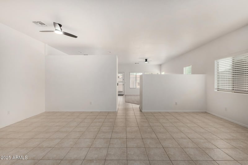 13857 Maui Ln, Surprise, AZ 85379