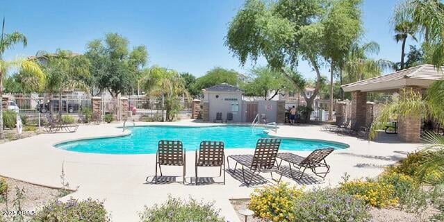 1386 Sabino Dr, Gilbert, AZ 85296