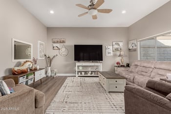 13863 108th Dr, Sun City, AZ 85351