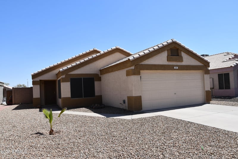 1387 18th Ave, Apache Junction, AZ 85120