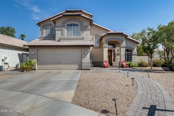 13888 Wilshire Dr, Goodyear, AZ 85395