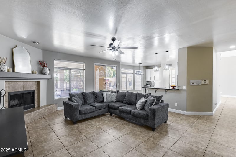 13888 Wilshire Dr, Goodyear, AZ 85395