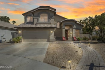13888 Wilshire Dr, Goodyear, AZ 85395