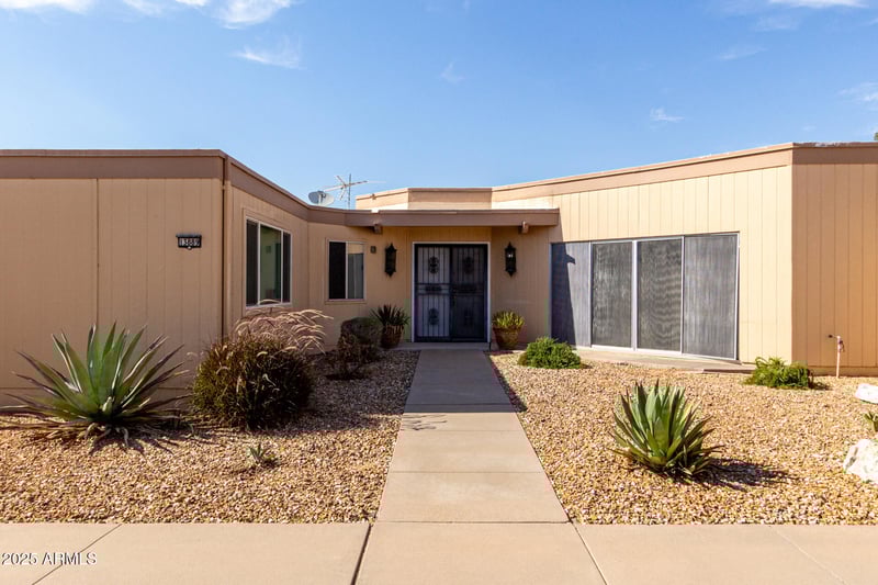 13889 108th Dr, Sun City, AZ 85351