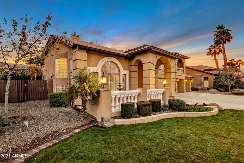 1389 E Canyon Way, Chandler, AZ 85249