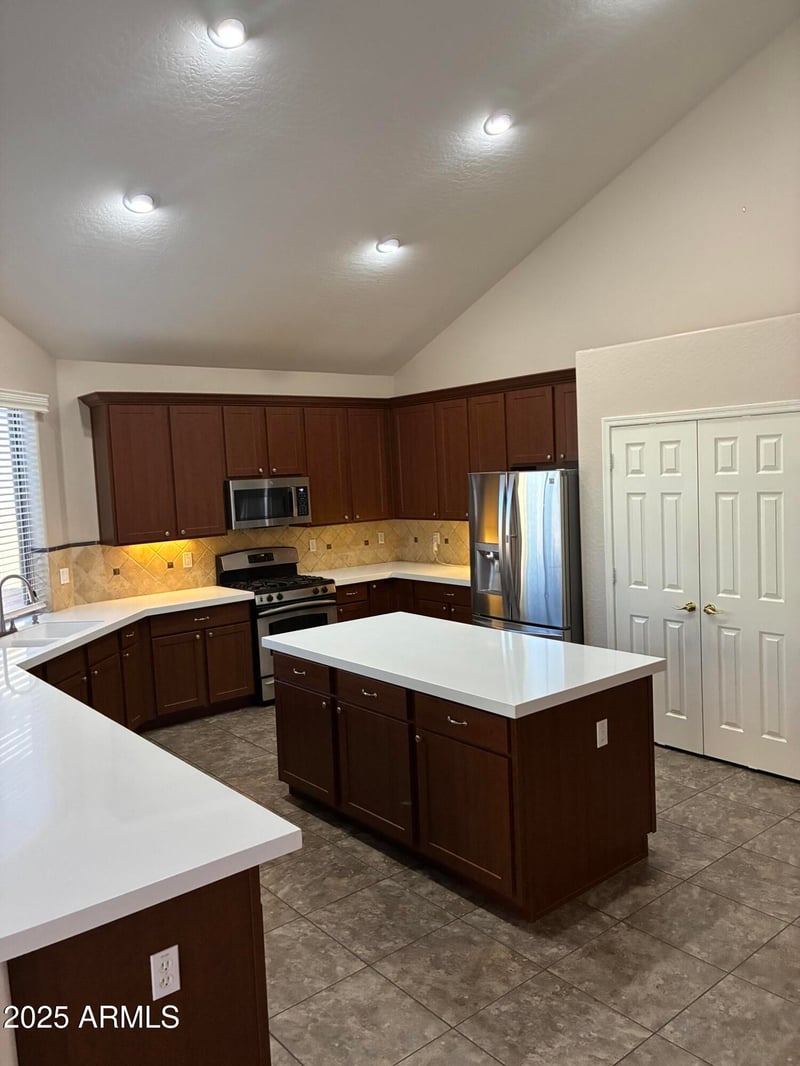 13898 136th Ln, Surprise, AZ 85379