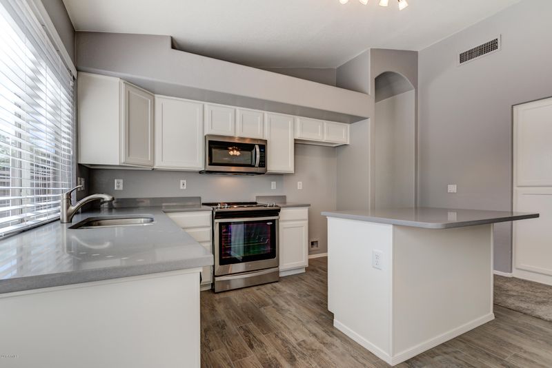 1390 E Century Ave, Gilbert, AZ 85296