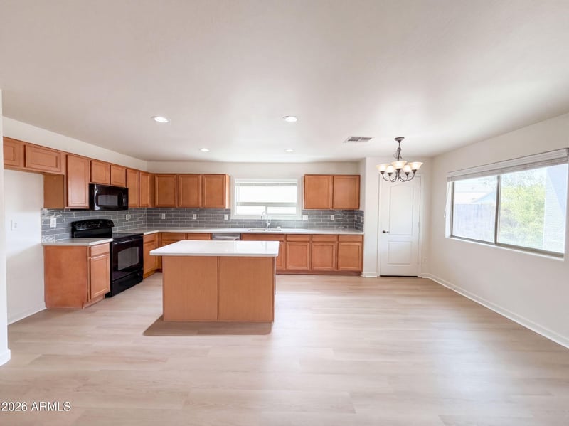 1390 E Ryan Rd, San Tan Valley, AZ 85140