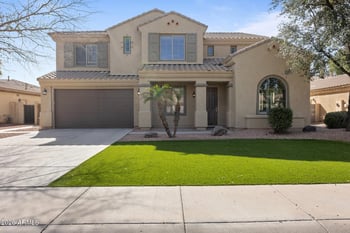 1391 Bluebird Dr, Gilbert, AZ 85297