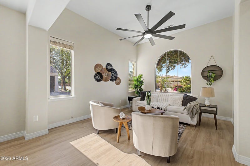 1391 E Bluebird Dr, Gilbert, AZ 85297