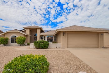 13910 Oak Glen Dr, Sun City West, AZ 85375
