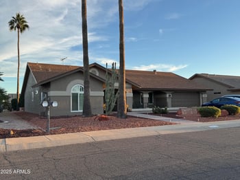 13915 Gable Hill Dr, Sun City West, AZ 85375