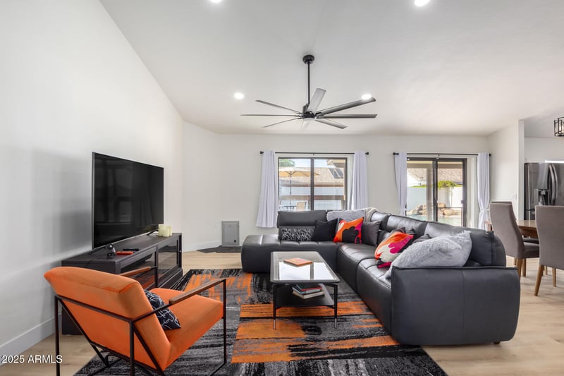 13918 78th Ave, Peoria, AZ 85381