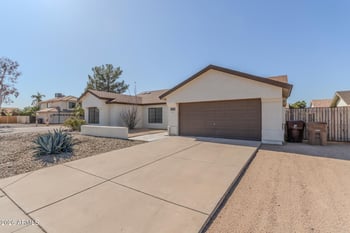13918 78th Ave, Peoria, AZ 85381
