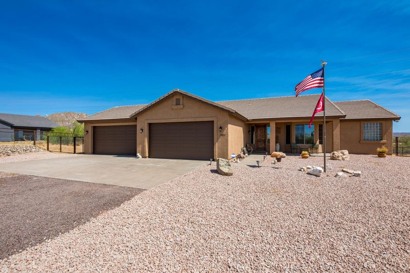 13926 E Creosote Dr, Scottsdale, AZ 85262