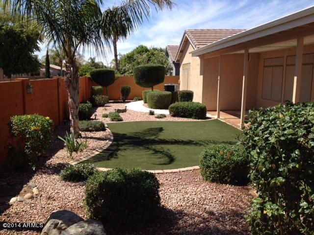 1395 E Black Diamond Dr, Gilbert, AZ 85296