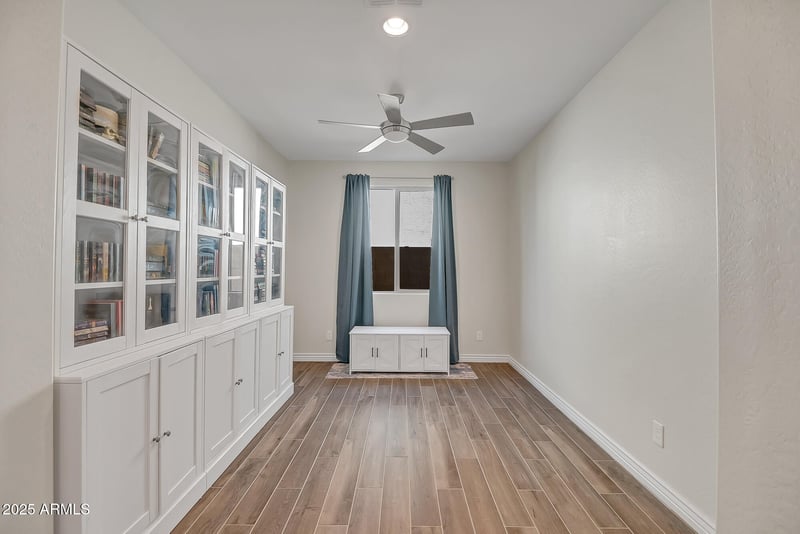 13965 Mariposa Grande --, Surprise, AZ 85387