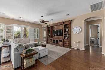 1397 Glacier Pl, Chandler, AZ 85249