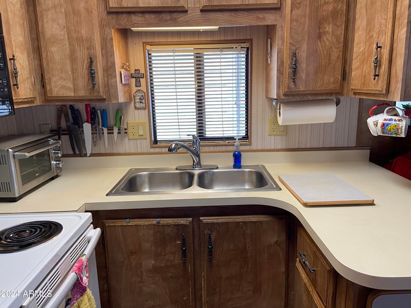 1397 Cheyenne Dr #397, Apache Junction, AZ 85119