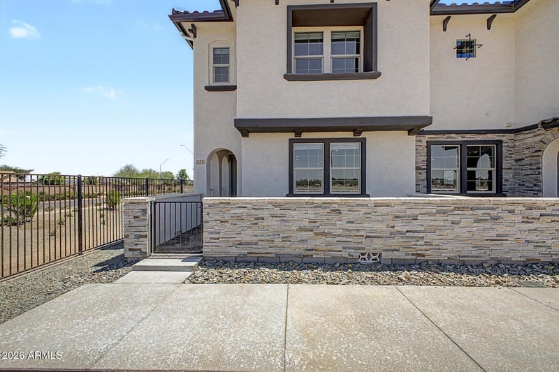 13975 W Luke 171 Pw, Surprise, AZ 85374