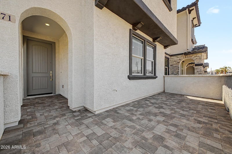 13975 W Luke 171 Pw, Surprise, AZ 85374